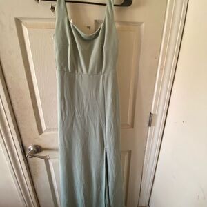 Elegant Mint Green Sleeveless Dress